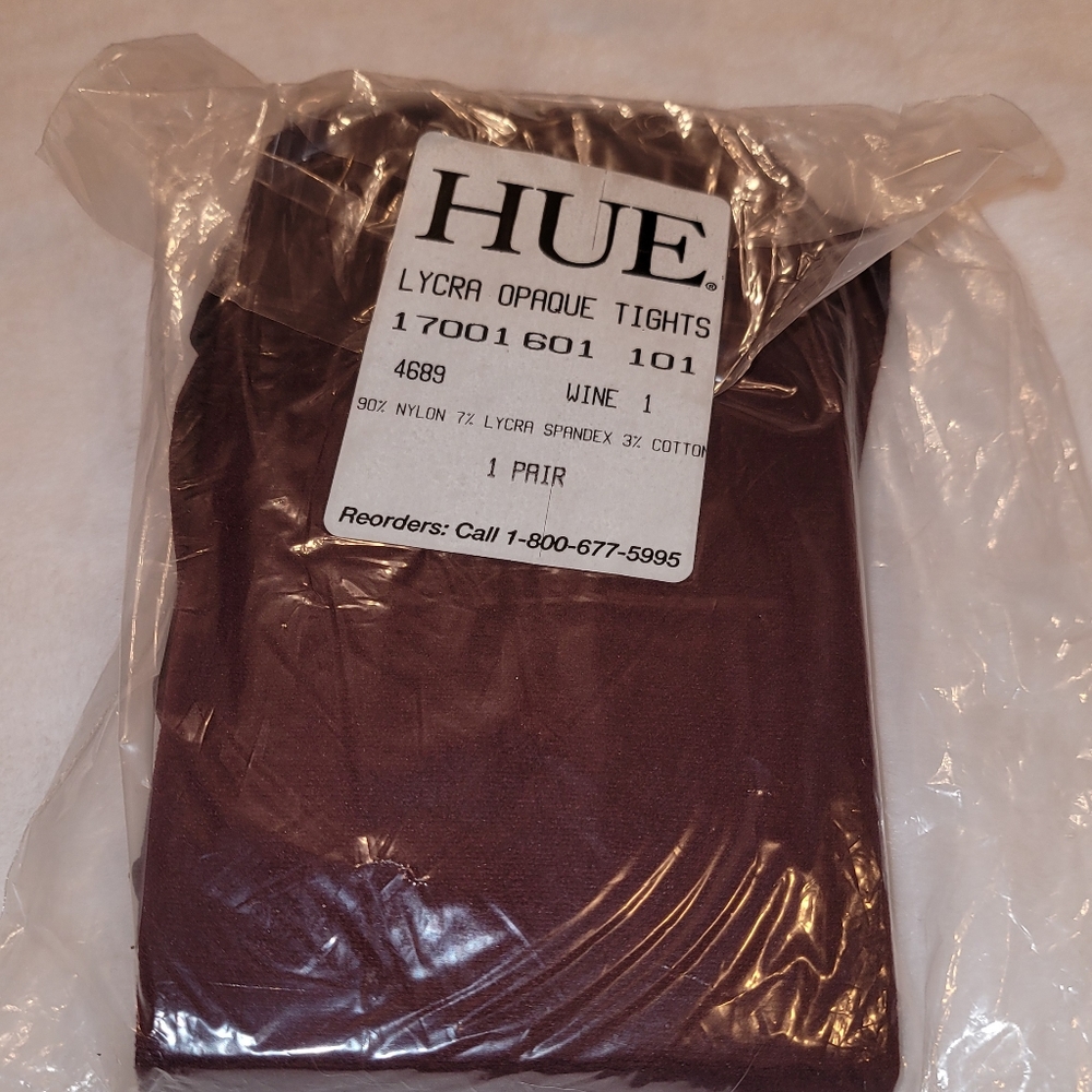 NWT HUE Lycra Opaque Tights Wine Color Size 1